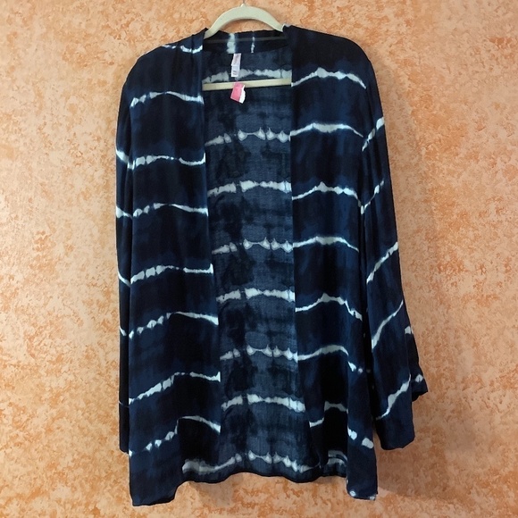 Xhilaration Cardigan Size M/L - Picture 1 of 3